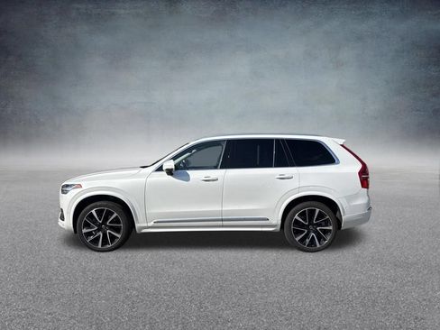 Used 2023 Volvo XC90 B5 Plus w/ Protection Package AWD/4WD image 2
