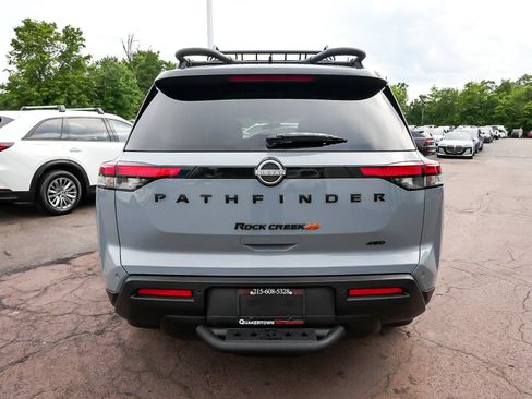 Used 2023 Nissan Pathfinder Rock Creek AWD/4WD image 5