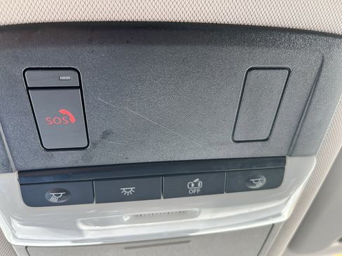 Used 2025 Nissan Rogue SV AWD/4WD image 28
