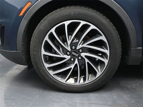 Used 2019 Lincoln Nautilus Reserve image 23