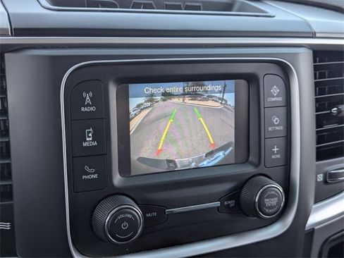 Used 2022 RAM 1500 Classic SLT image 27