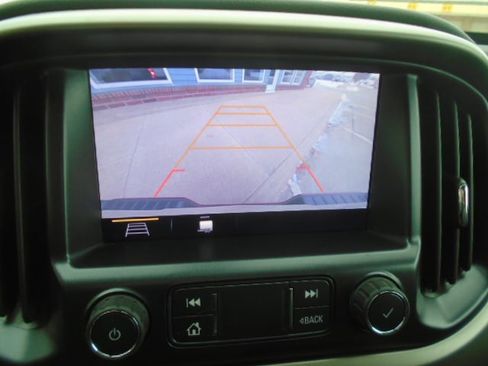 Used 2019 Chevrolet Colorado Z71 image 17