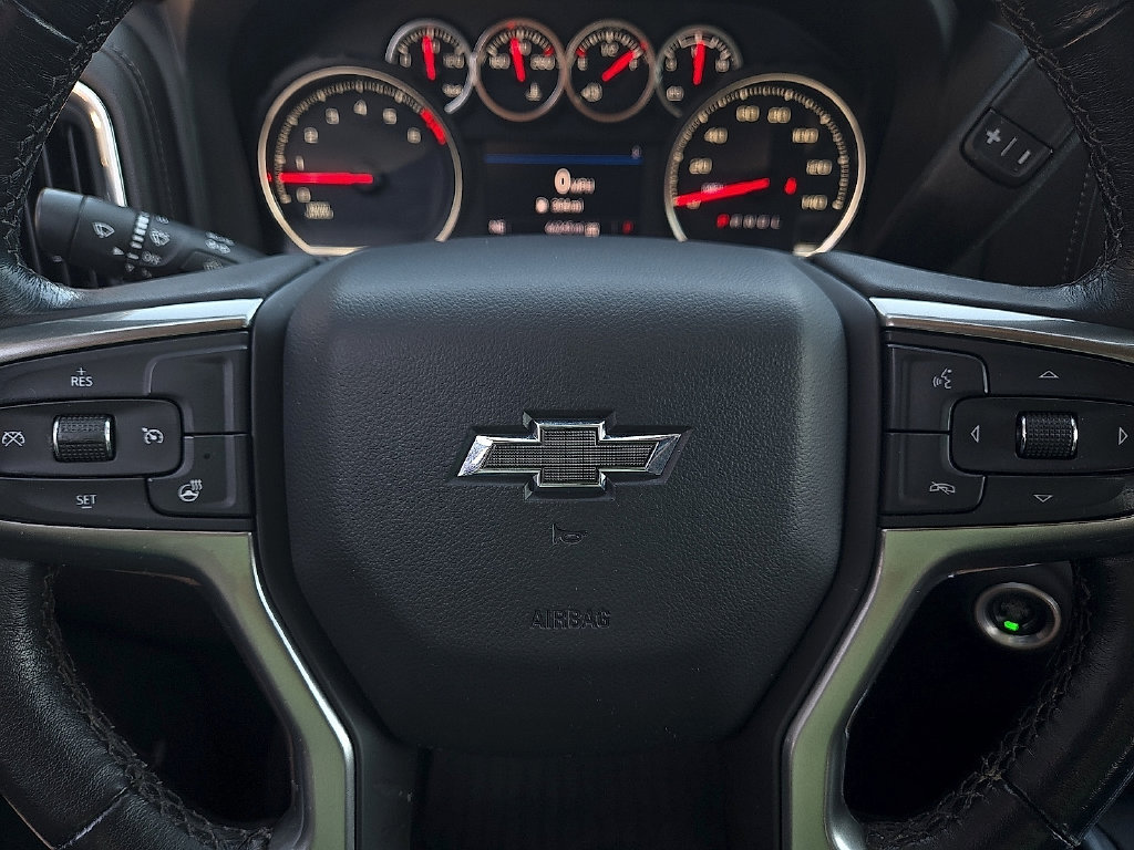 Used 2022 Chevrolet Silverado 1500 LT Trail Boss w/ LT Trail Boss Premium Package AWD/4WD image 19