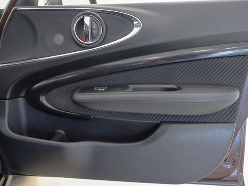 Used 2019 MINI Cooper Clubman S image 25