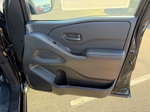 New 2026 Nissan Frontier SV image 17