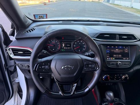 Used 2021 Chevrolet TrailBlazer RS w/ Driver Confidence Package image 35