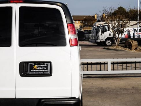 Used 2022 Chevrolet Express 2500 Extended w/ Driver Convenience Package image 40