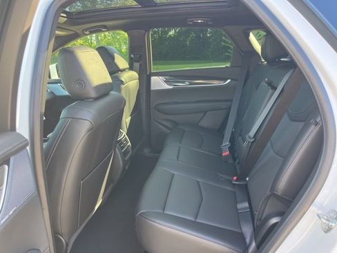 New 2026 Cadillac XT5 Sportv w/ LPO, Floor Liner Package AWD/4WD image 45