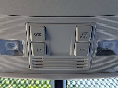 Certified 2023 Volkswagen Atlas SE FWD image 26