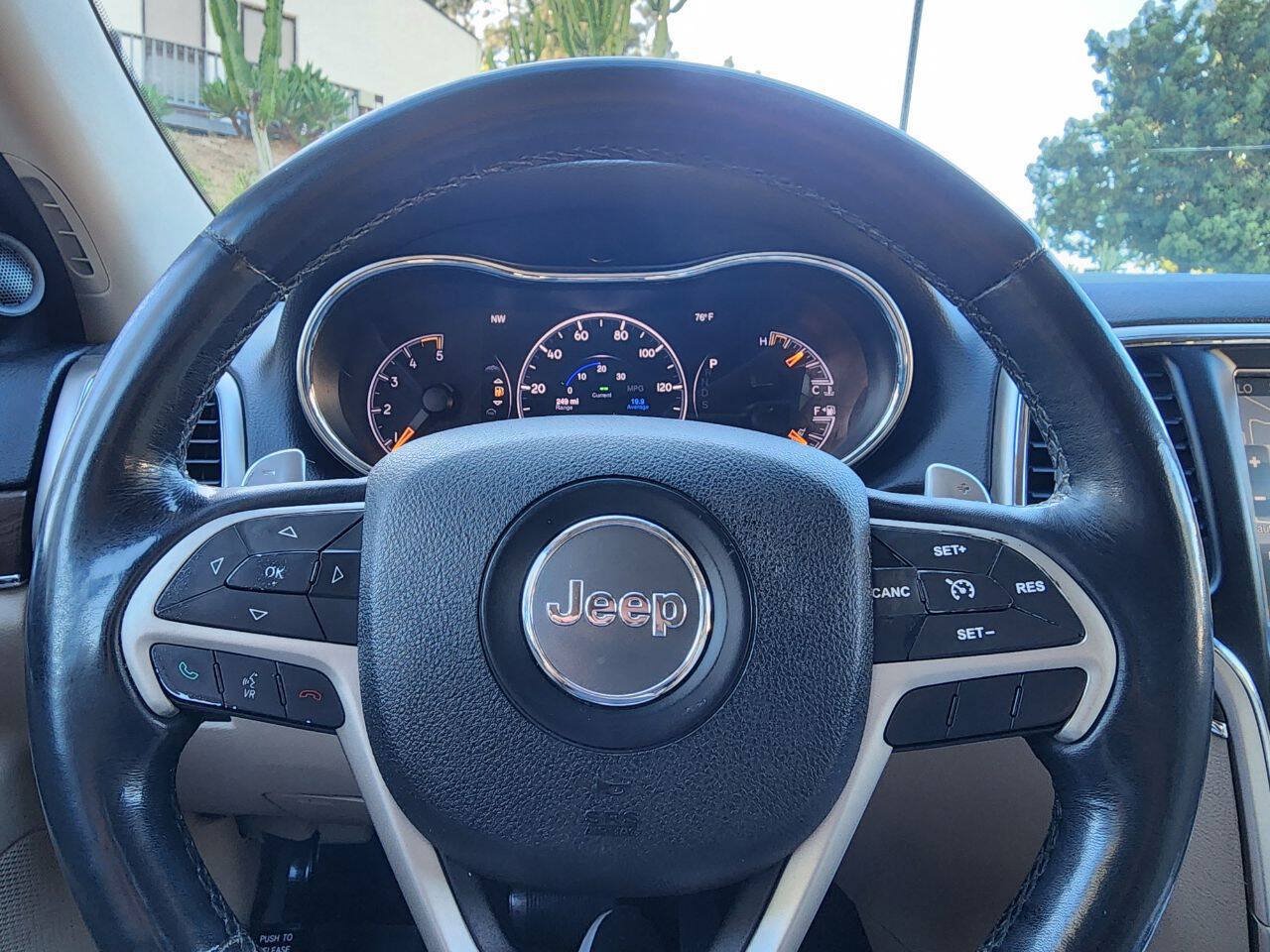 Used 2015 Jeep Grand Cherokee Limited AWD/4WD image 31