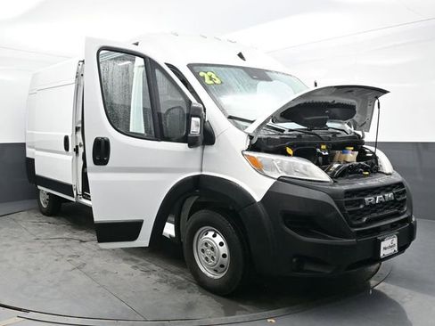 Used 2023 RAM ProMaster 2500 FWD image 37