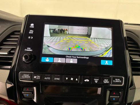 Used 2023 Honda Odyssey Sport image 19