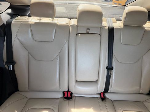 Used 2018 Ford Fusion Titanium image 16