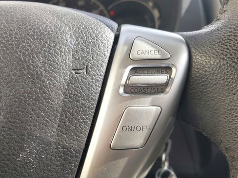 Used 2018 Nissan Versa Note SV image 22