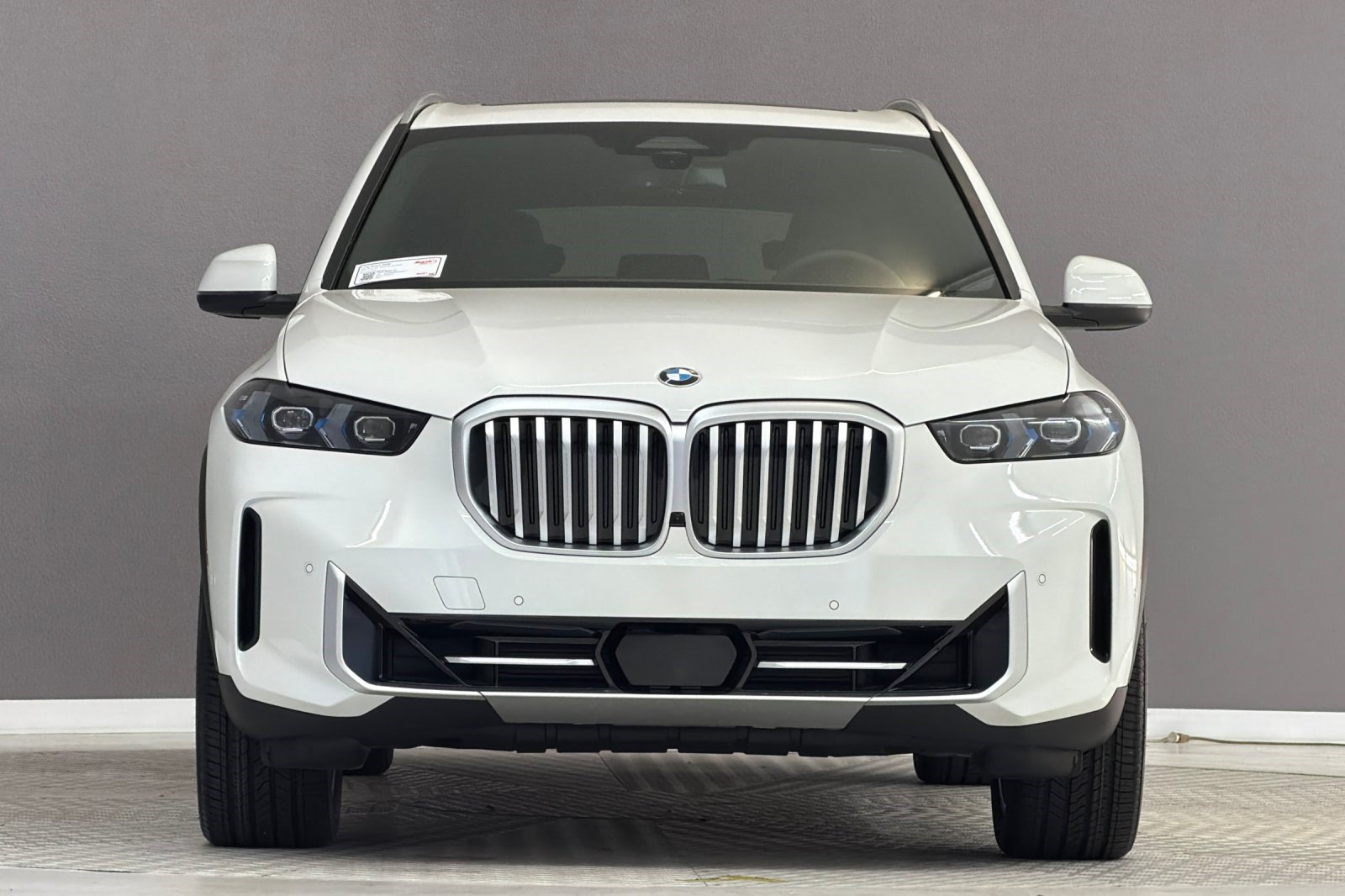 New 2026 BMW X5 sDrive40i w/ Parking Assistance Package RWD image 5