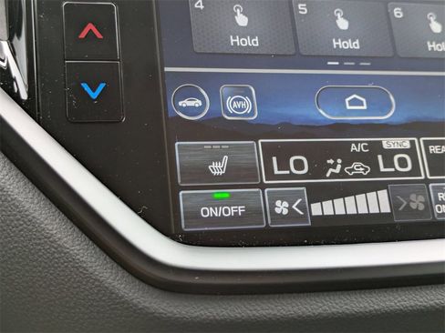 Used 2025 Subaru Ascent Onyx Edition image 22