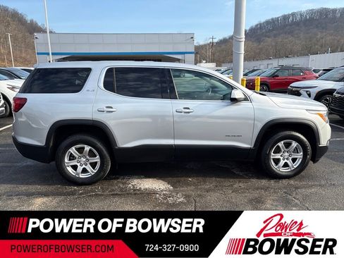 Used 2018 GMC Acadia SLE w/ LPO, Floor Liner Package image 6