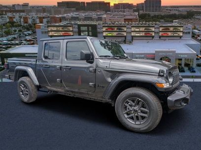 New 2025 Jeep Gladiator Sport