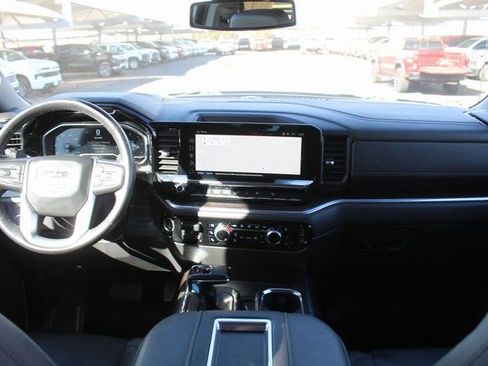 Used 2022 GMC Sierra 1500 SLT image 21