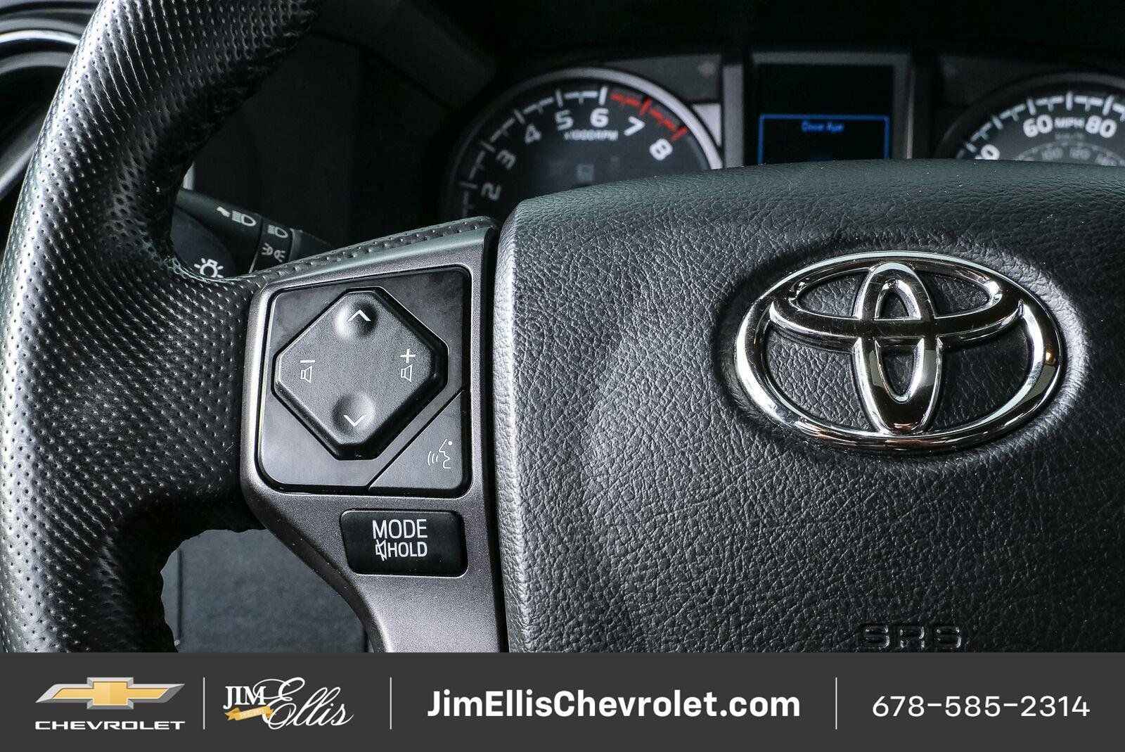 Used 2022 Toyota Tacoma TRD Off-Road w/ TRD Premium Off Road Package RWD image 11