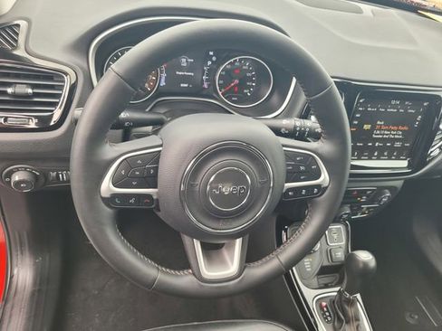 Used 2019 Jeep Compass Limited w/ Advanced Safety Group AWD/4WD image 30