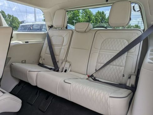 Certified 2022 Lincoln Navigator Black Label AWD/4WD image 29