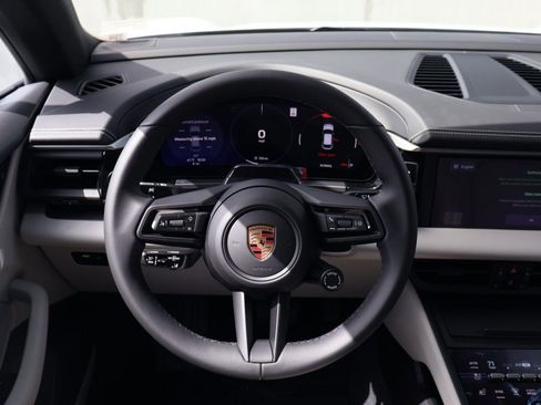 New 2026 Porsche Macan Electric image 15