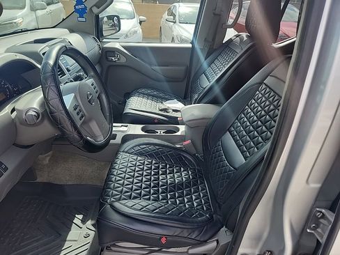 Used 2014 Nissan Frontier SV w/ SV Value Truck Package image 10