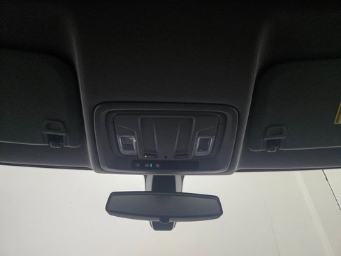 Used 2019 GMC Sierra 1500 SLE image 30