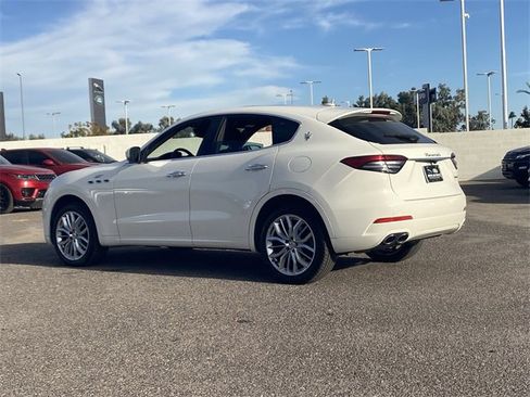 Used 2022 Maserati Levante GT image 30