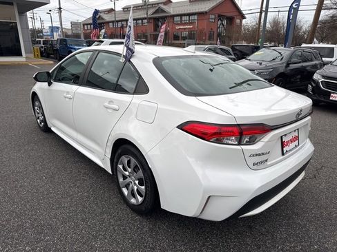 Used 2021 Toyota Corolla LE w/ Carpet Mat Package (TMS) image 20