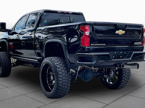 Used 2022 Chevrolet Silverado 2500 High Country AWD/4WD image 12