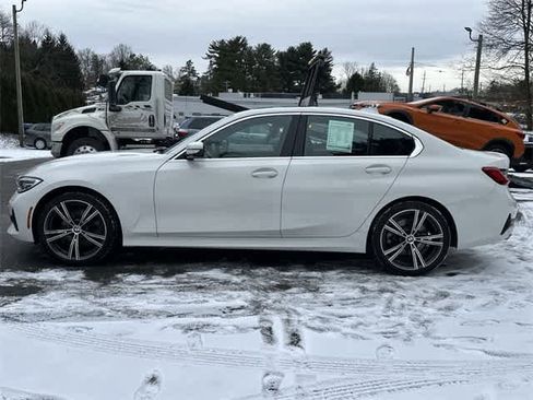 Used 2020 BMW 330i xDrive Sedan w/ Premium Package image 2