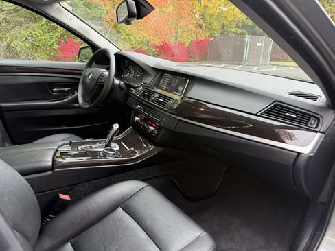 Used 2014 BMW 528i Sedan image 11