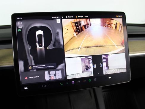 Used 2023 Tesla Model Y Long Range image 18