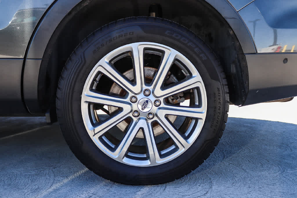 Used 2017 Ford Explorer Limited w/ Equipment Group 303A AWD/4WD image 10