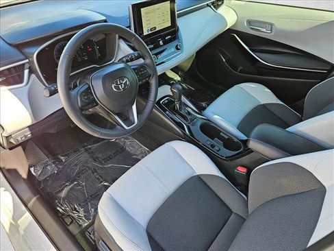 Used 2024 Toyota Corolla XSE image 9