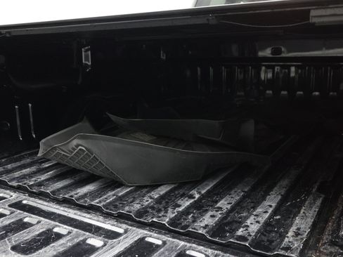 Used 2017 Chevrolet Silverado 1500 LT w/ All Star Edition AWD/4WD image 35