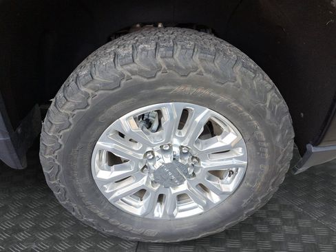 Used 2021 GMC Sierra 2500 Denali w/ Denali Ultimate Package AWD/4WD image 16