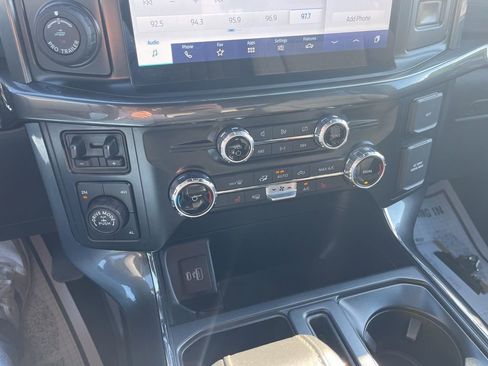 Used 2022 Ford F150 XLT w/ Equipment Group 302A High image 20