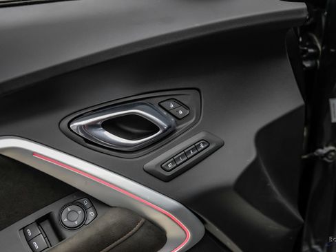 Used 2018 Chevrolet Camaro ZL1 RWD image 85