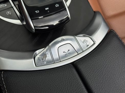 Used 2021 Mercedes-Benz C 300 4MATIC Cabriolet image 80