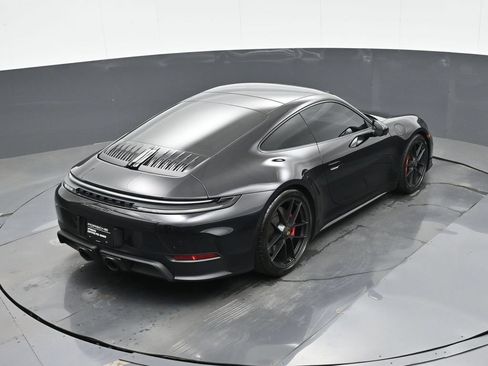 Used 2026 Porsche 911 Carrera GTS RWD image 30