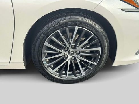Certified 2023 Lexus ES 350 350 w/ Premium Package image 6