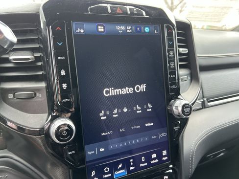 Certified 2022 RAM 2500 Limited image 27