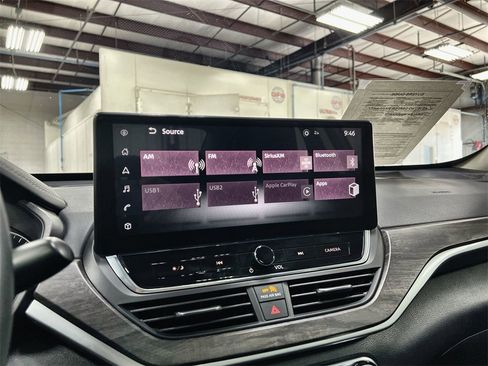 Used 2024 Nissan Altima 2.5 SV w/ SV Premium Package image 33