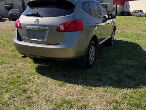 Used 2013 Nissan Rogue S image 3