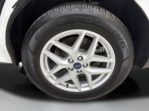 Used 2022 Ford Edge SEL AWD/4WD image 8
