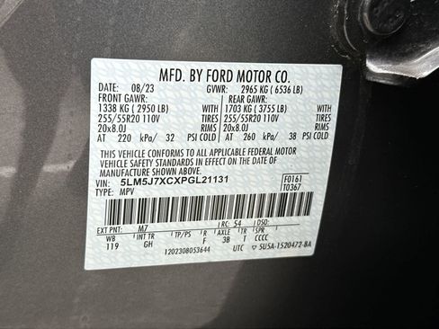 Used 2023 Lincoln Aviator Reserve AWD/4WD image 25
