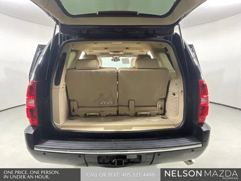 Used 2011 Chevrolet Tahoe LTZ RWD image 14